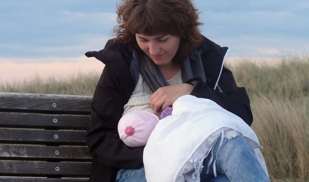 Does The UK Support Breastfeeding? Q&A With Dr Ruth Stirton